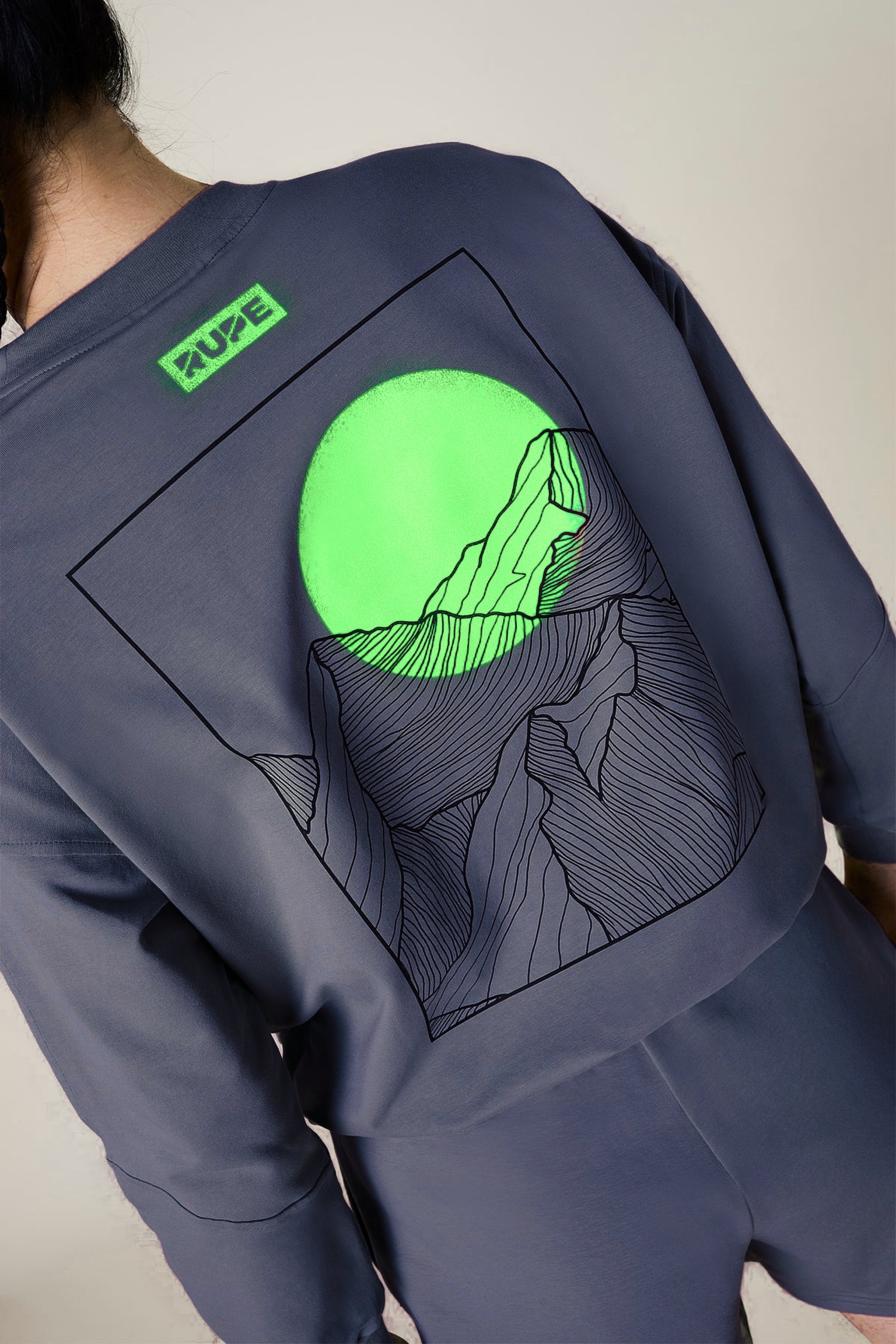 rupe mountains sweatshirt