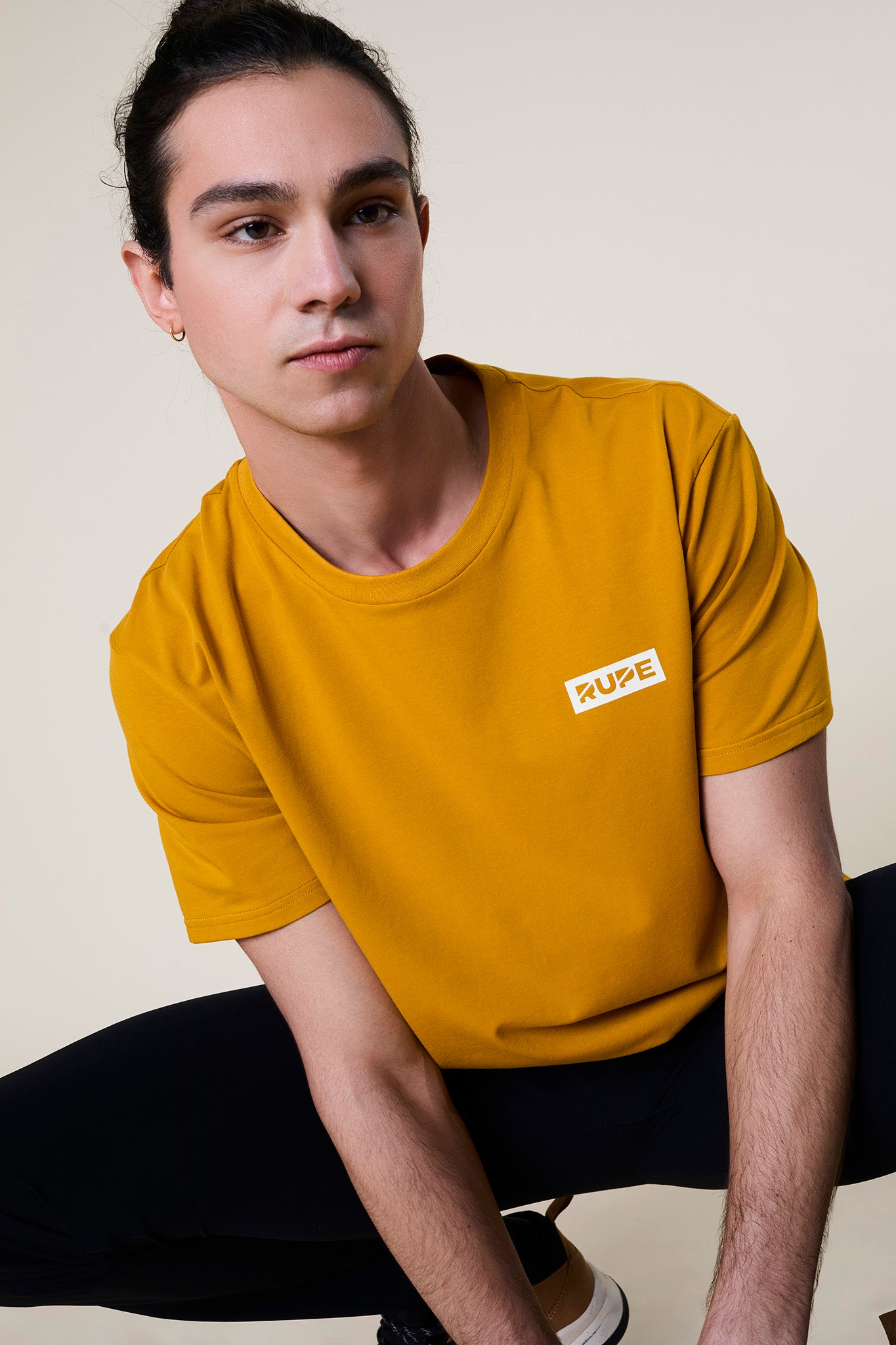 T-Shirt in cotone da uomo - Mustard